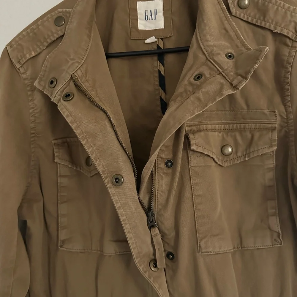 GAP Jacket - Picture 3 of 5